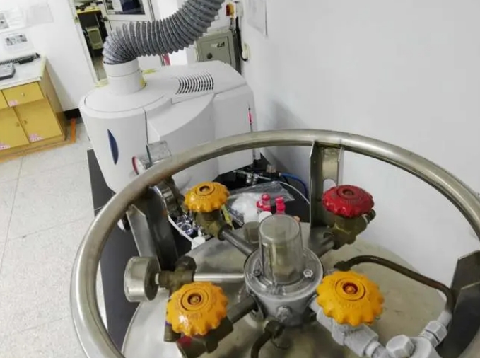 自增壓液氮罐 自增壓液氮罐